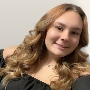 Meet your Posher, Kaylee